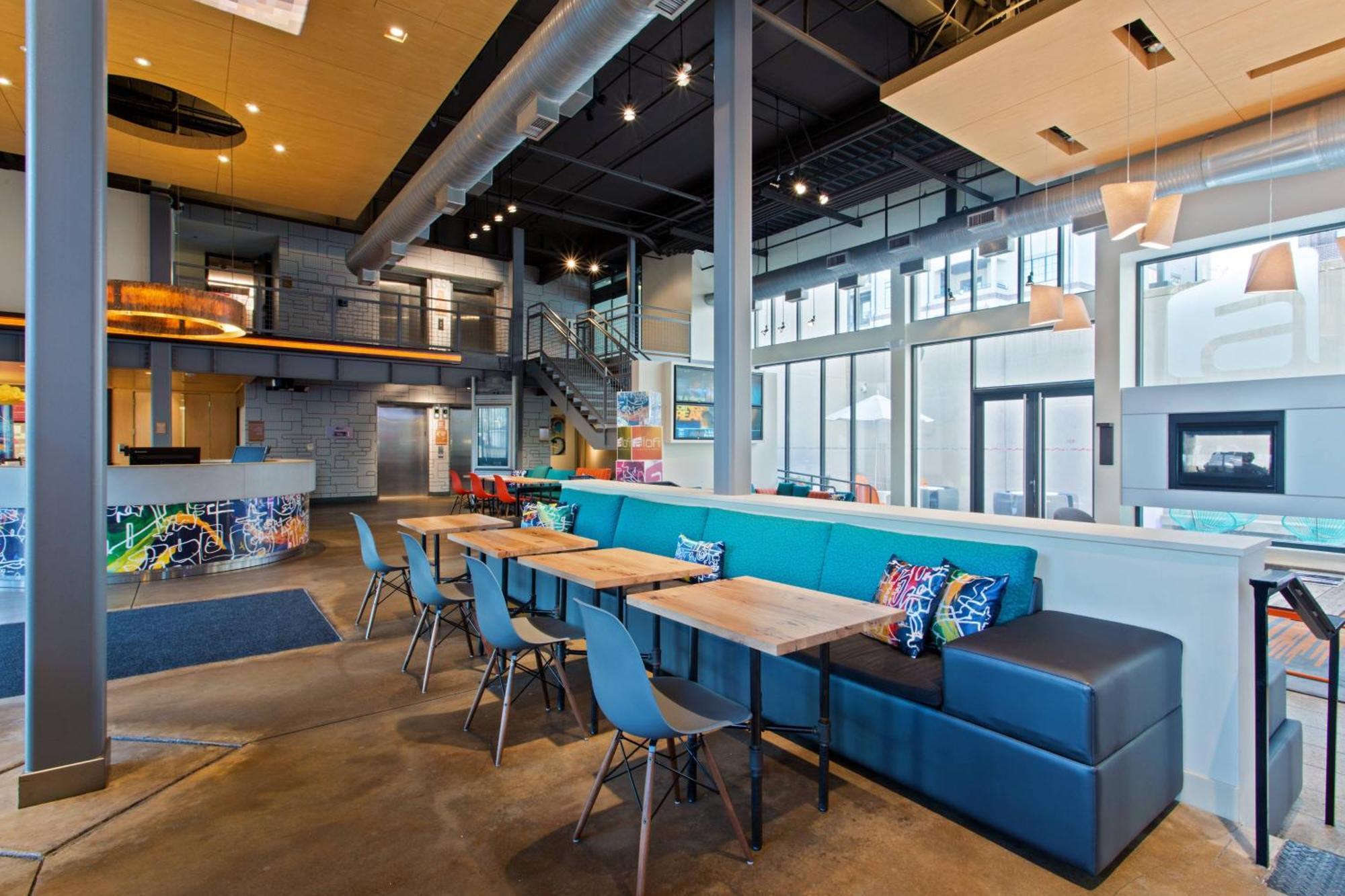 Aloft Birmingham Soho Square Hotel Homewood Exterior photo